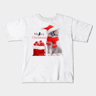 Kitten in Santa Claus costume with a bag of gifts Kids T-Shirt